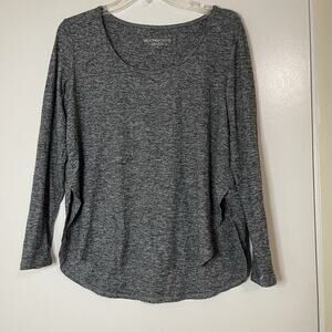 Beyond Yoga gray long sleeve space dye shirt medium